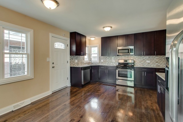 1716 E 92nd Pl, Chicago, IL 60617 photo 6