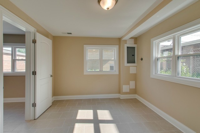 1716 E 92nd Pl, Chicago, IL 60617 photo 25