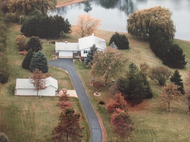 1815 Deerpass Rd, Marengo, IL 60152 photo 1