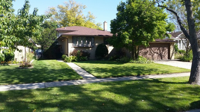 562 Debra Dr, Des Plaines, IL 60016 photo 1