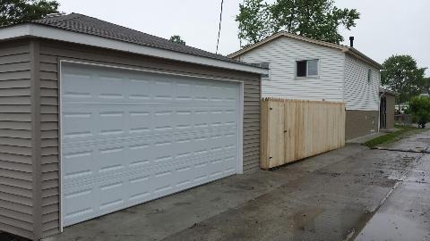 16 E 100th St, Chicago, IL 60628 photo 2