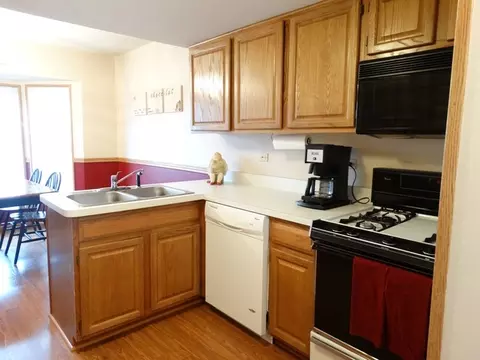 1402 Root St, Crest Hill, IL 60403 photo 9