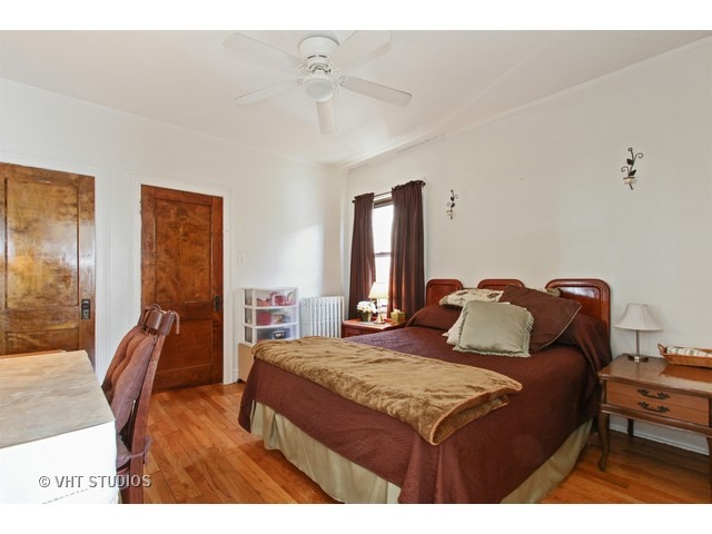 1621 E 85th Pl, Chicago, IL 60617 photo 8