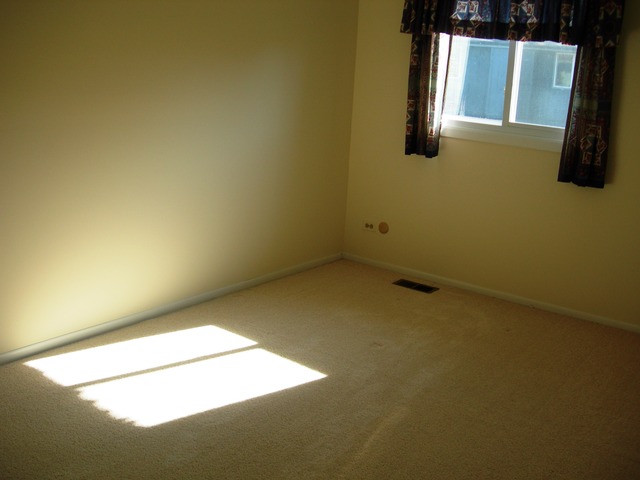 1092 Briarcliffe Blvd, Wheaton, IL 60189 photo 12
