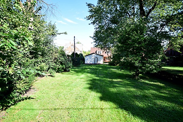 625 Selborne Rd, Riverside, IL 60546 photo 23