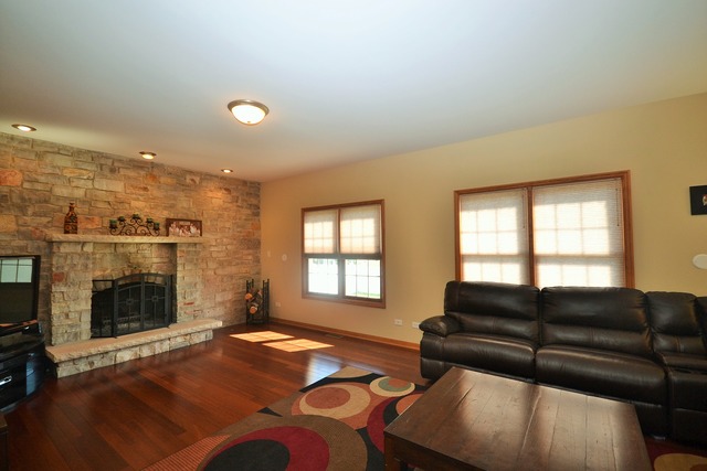 262 Poplar Ln, Beecher, IL 60401 photo 6