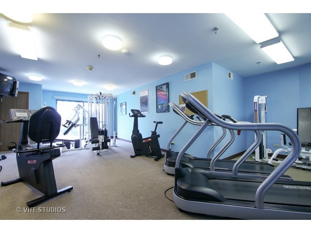 3265 Kirchoff Rd #326, Rolling Meadows, IL 60008 photo 9