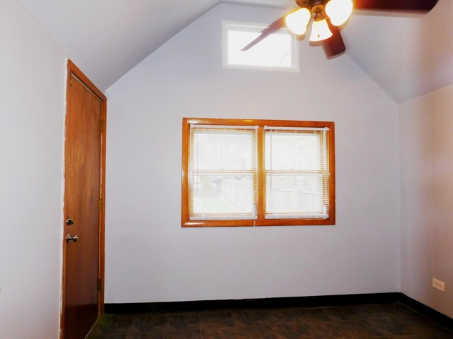 3823 S Wood St, Chicago, IL 60609 photo 7