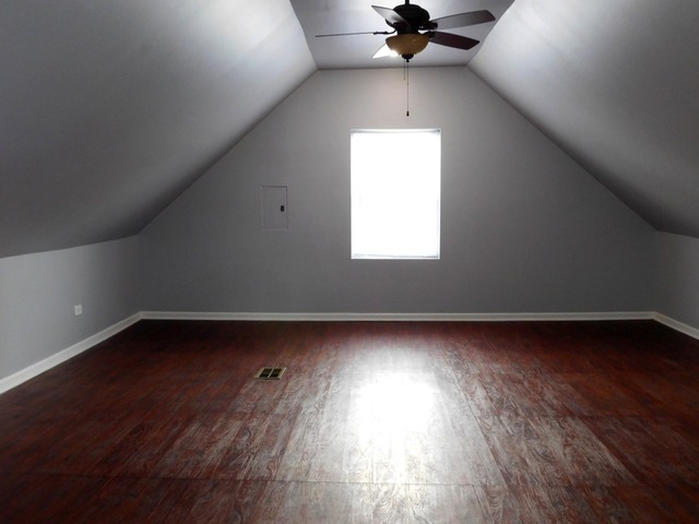 3823 S Wood St, Chicago, IL 60609 photo 12