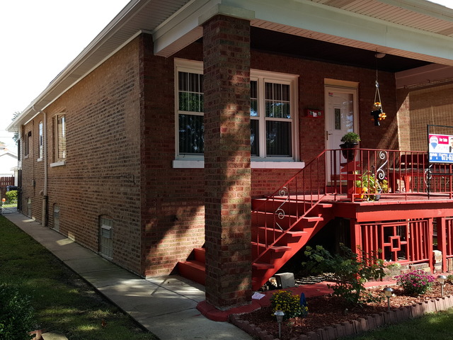 3548 W 66th Pl, Chicago, IL 60629 photo 2