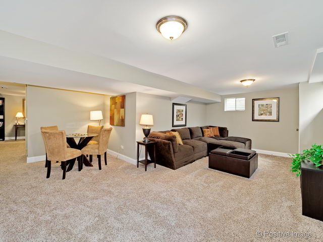 1535 Stoddard Ave, Wheaton, IL 60187 photo 18