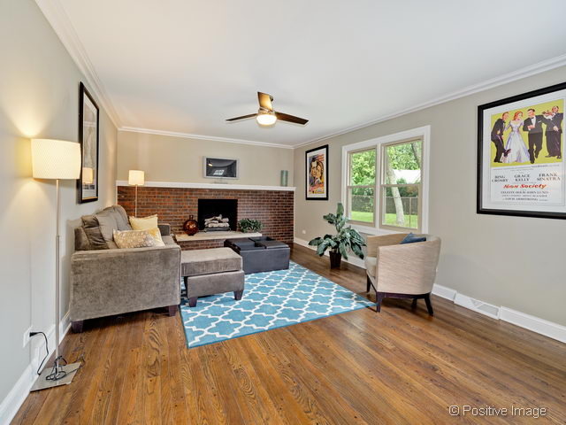 1535 Stoddard Ave, Wheaton, IL 60187 photo 9