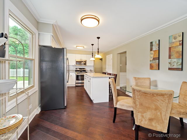 1535 Stoddard Ave, Wheaton, IL 60187 photo 8
