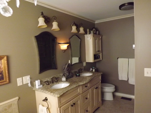 2013 Oak Forest Dr, Morris, IL 60450 photo 11
