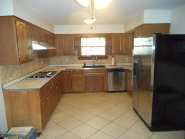 3539 Halsted Blvd, Steger, IL 60475 photo 3