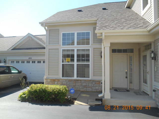 1895 Chase Ln, Aurora, IL 60502 photo 1