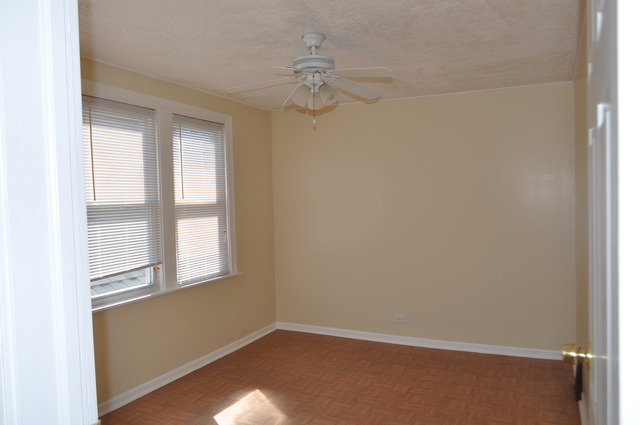 6615 S Artesian Ave, Chicago, IL 60629 photo 16