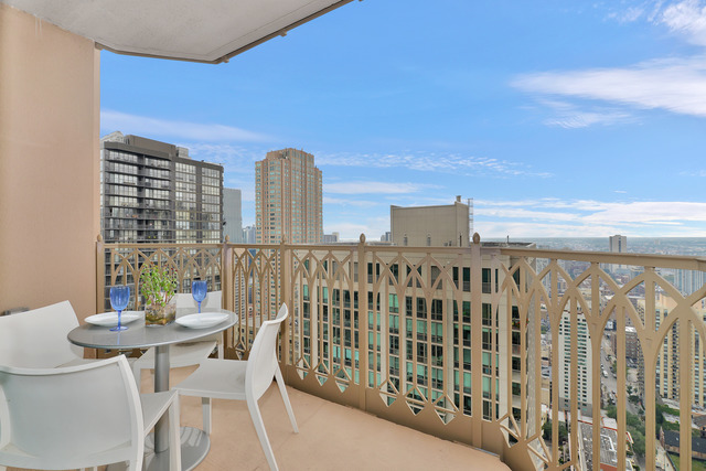 21 E Huron St #3902, Chicago, IL 60611 photo 15