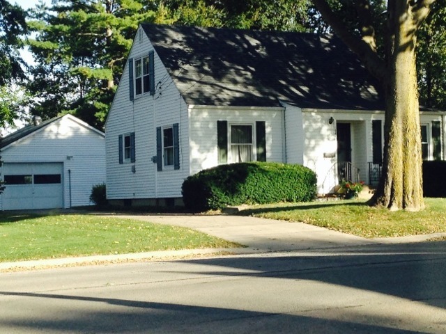 1046 State St, Ottawa, IL 61350 photo 2
