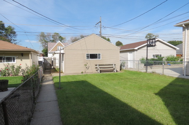 5244 S Kilpatrick Ave, Chicago, IL 60632 photo 4