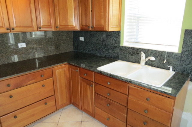 5244 S Kilpatrick Ave, Chicago, IL 60632 photo 12