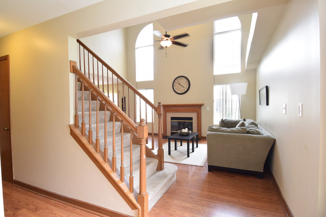 1160 Longford Rd, Bartlett, IL 60103 photo 3