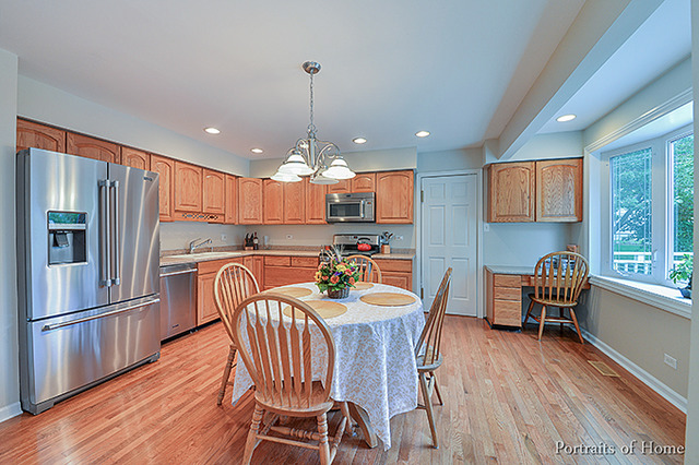 2006 Sheffield Ln, Wheaton, IL 60189 photo 7