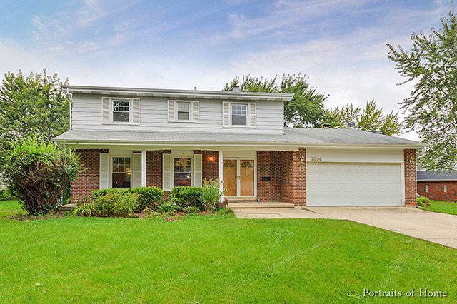 2006 Sheffield Ln, Wheaton, IL 60189 photo 1
