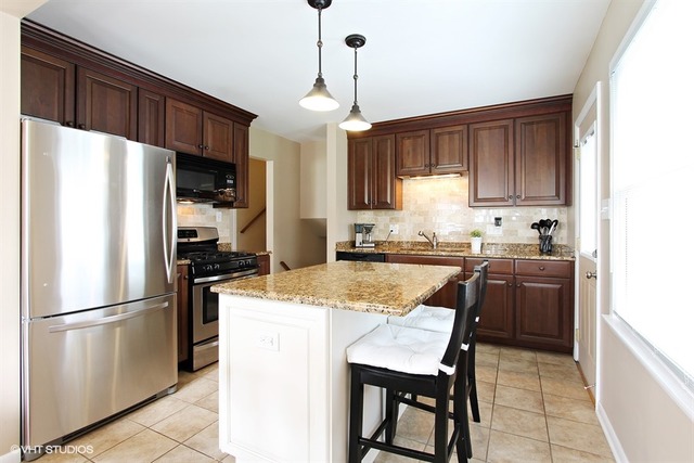 3708 Eleanor Ct, Rolling Meadows, IL 60008 photo 4
