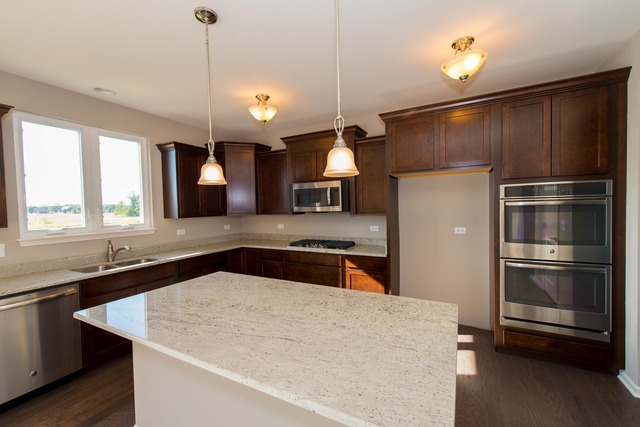4353 Rudyard Kipling Rd, Elgin, IL 60124 photo 4