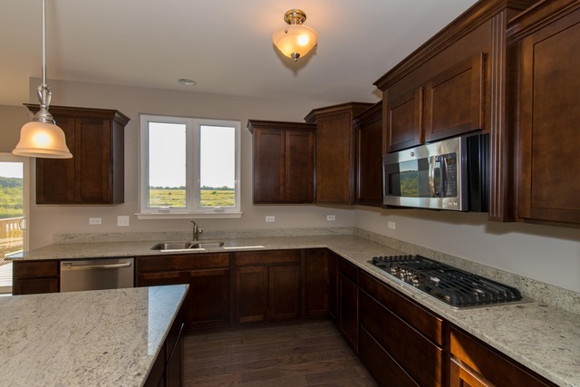 4353 Rudyard Kipling Rd, Elgin, IL 60124 photo 5