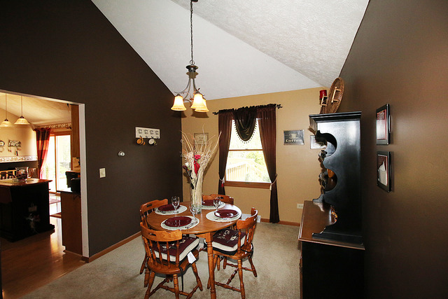 15523 S Arrowhead Ct, Plainfield, IL 60544 photo 3