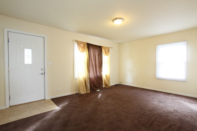 3712 W 85th Pl, Chicago, IL 60652 photo 5