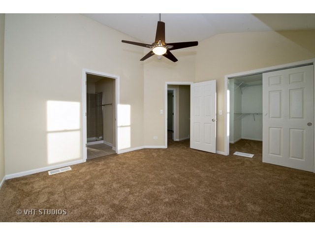 531 Whitney Ave, Winthrop Harbor, IL 60096 photo 7