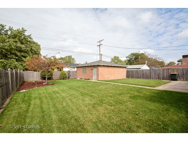 3036 Bernice Rd, Lansing, IL 60438 photo 10