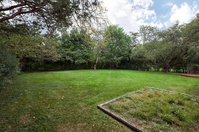 965 Forest Way Dr, Glencoe, IL 60022 photo 11