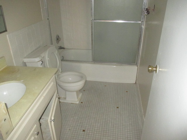2772 E 75th St #4FN, Chicago, IL 60649 photo 7