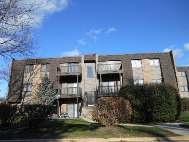 1444 Stonebridge Cir #H2, Wheaton, IL 60189 photo 13