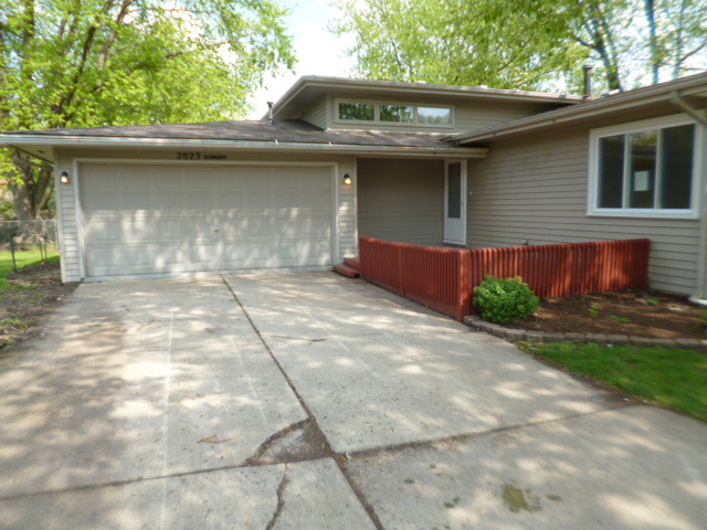 2023 Robert St, Aurora, IL 60506 photo 25