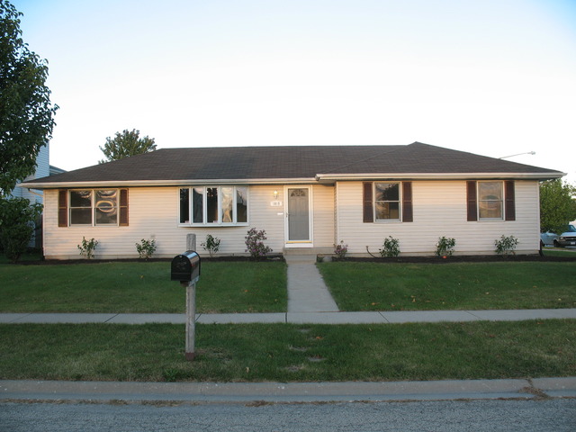 1815 Winger Dr, Plainfield, IL 60586 photo 1