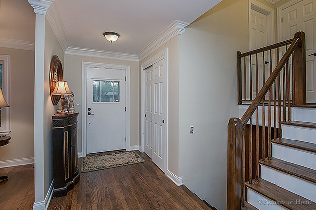 612 Ranch Rd, Wheaton, IL 60187 photo 3