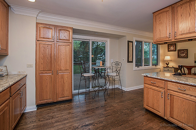 612 Ranch Rd, Wheaton, IL 60187 photo 9