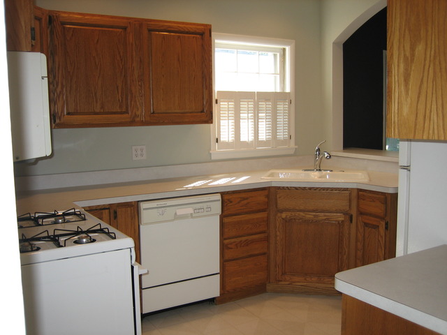 429 Lyon Ave, Wheaton, IL 60187 photo 10