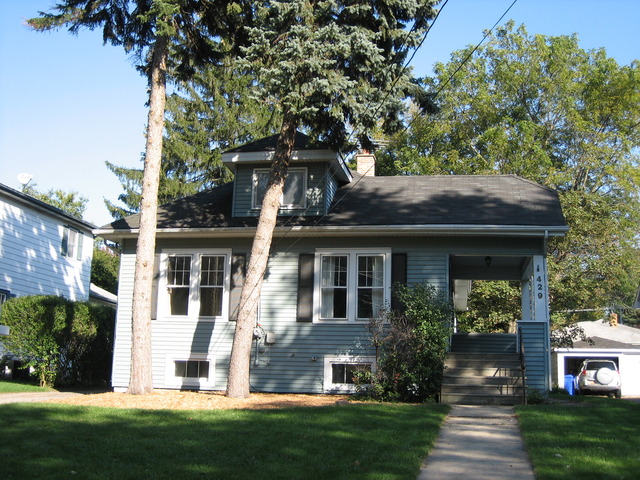 429 Lyon Ave, Wheaton, IL 60187 photo 1