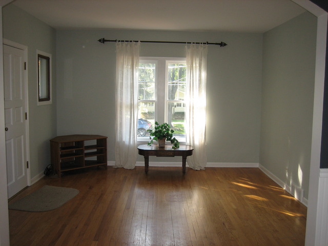 429 Lyon Ave, Wheaton, IL 60187 photo 3