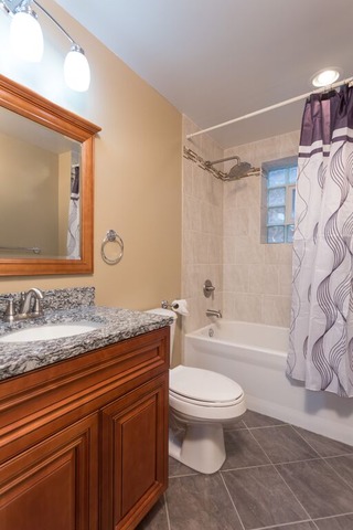 5545 S Mozart St, Chicago, IL 60629 photo 10