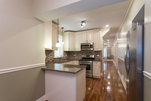5545 S Mozart St, Chicago, IL 60629 photo 5