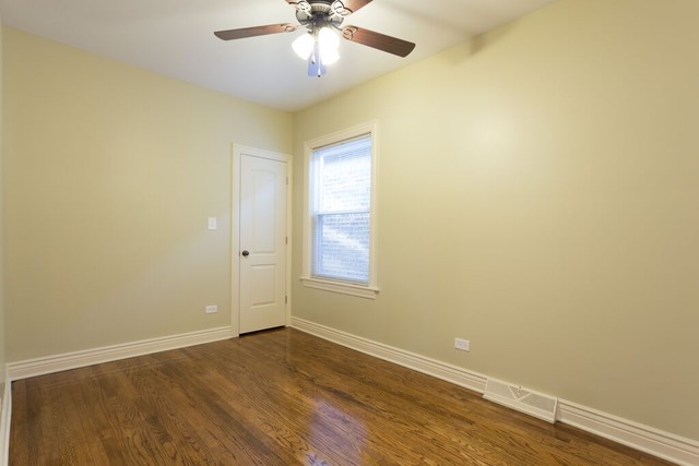 5545 S Mozart St, Chicago, IL 60629 photo 8
