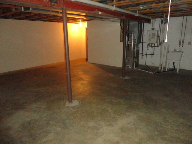 1195 Spring Creek Rd, Elgin, IL 60120 photo 10