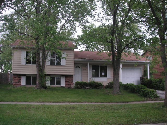3550 Marseilles Ln, Hazel Crest, IL 60429 photo 1